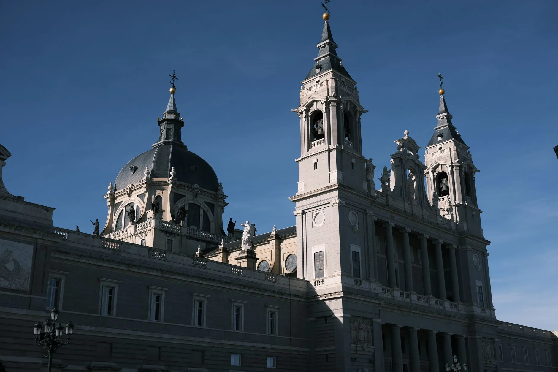 Fiesta de la Almudena 2026: la gran cita de Madrid vivida desde Cuatro Caminos