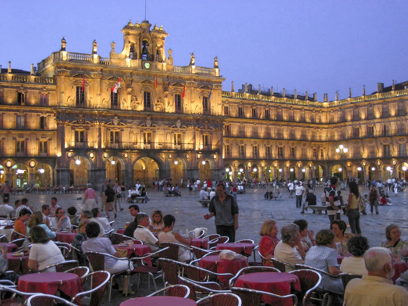 Escapada a Salamanca desde Madrid: guía de otoño y puentes